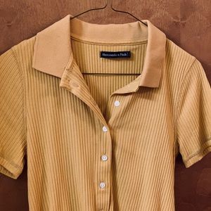 Yellow short sleeve crop